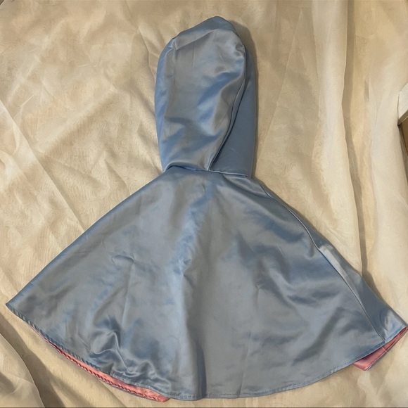 Fairy Godmother Cinderella Little Girl DISNEY Blue Hooded Cape w/ Pink Bow - Picture 5 of 6